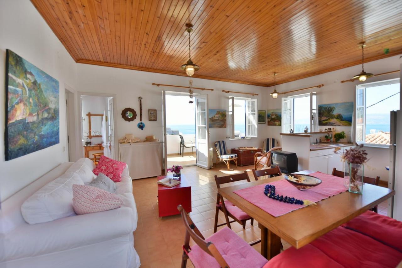 Options House Villa Đảo Hydra Ngoại thất bức ảnh
