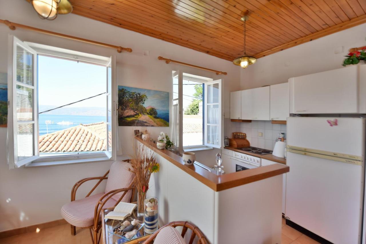 Options House Villa Đảo Hydra Ngoại thất bức ảnh